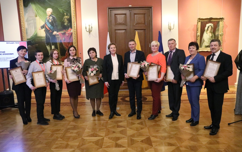 Участники региональной команды получили награды X национального чемпионата «Молодые профессионалы»