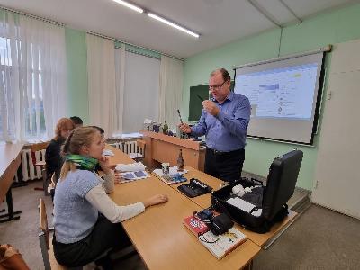 Ярославские школьники примеряют различные профессии в рамках всероссийского проекта «Билет в будущее»