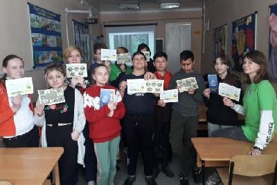 ​Участники кампании «Останови огонь!» проводят профилактические занятия со школьниками