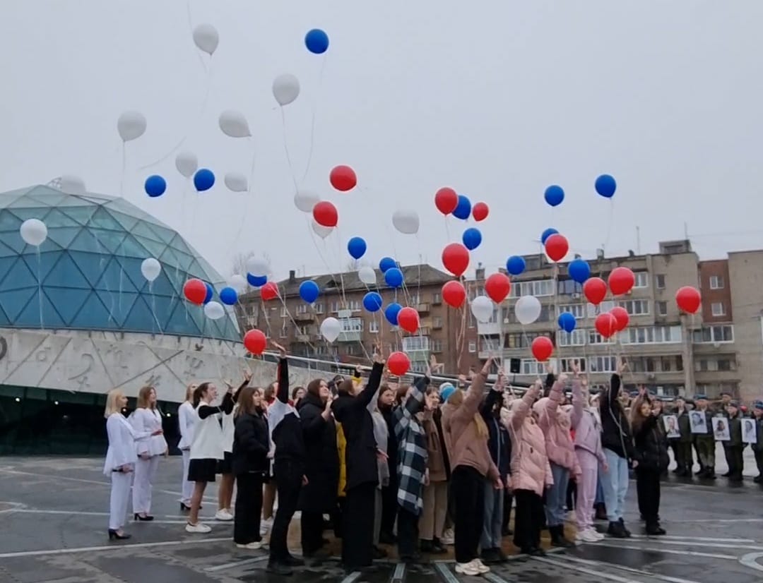 Победители квеста «От школьной тропинки – к звездам» получили награды в День космонавтики